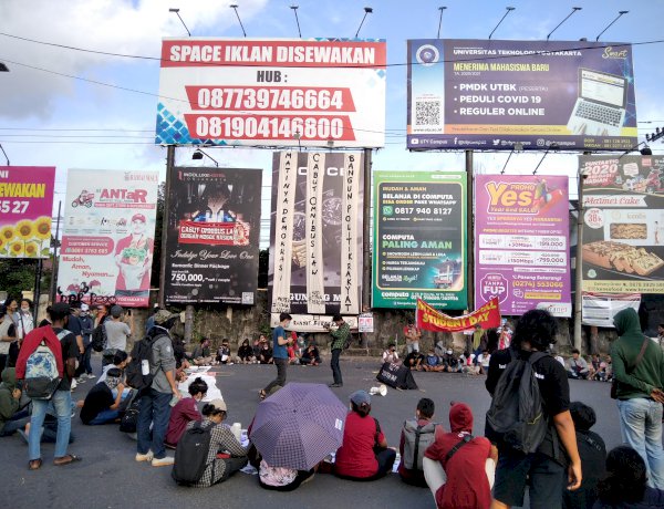 MENJADI WNI PETANGGUH